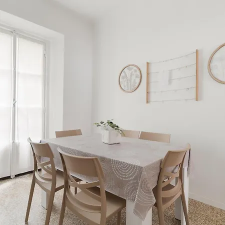 Appartamento Guesthost - Mm4 Tricolore Charming Milano