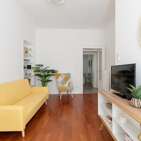 Appartamento Guesthost - Mm4 Tricolore Charming Milano